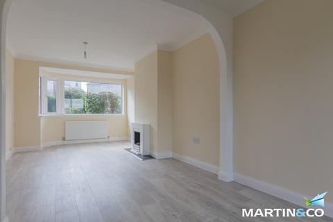 3 bedroom semi-detached house to rent, Barston Road, Oldbury, B68