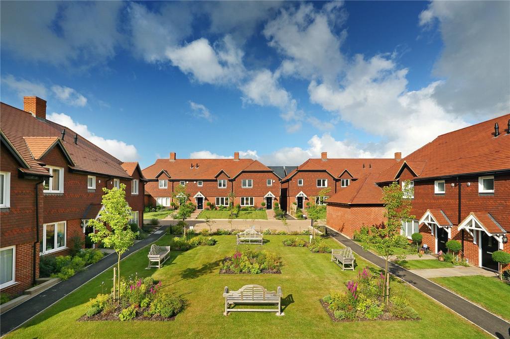 Lymington Bottom Road, Medstead, Alton, Hampshire, GU34 2 bed house £