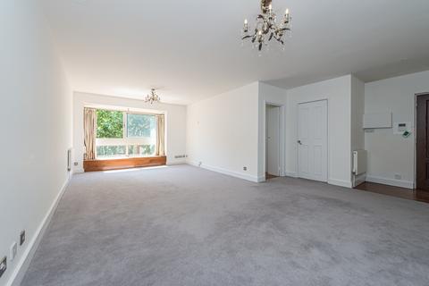 2 bedroom flat to rent, Earls Court, Kensington