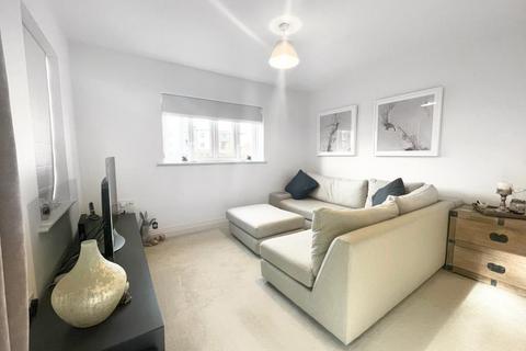 2 bedroom apartment to rent, Eldridge Park,  Wokingham,  RG40