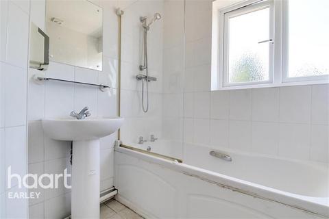 1 bedroom in a house share to rent, Whiteknights Road, Reading, RG6 7BD
