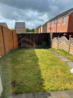 2 bedroom end of terrace house to rent, Clos Ael-y-Bryn