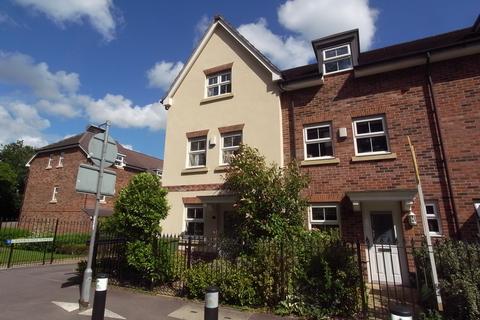 3 bedroom end of terrace house to rent, Cranbourne Towers, Ascot, Berkshire