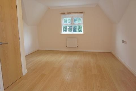 3 bedroom end of terrace house to rent, Cranbourne Towers, Ascot, Berkshire