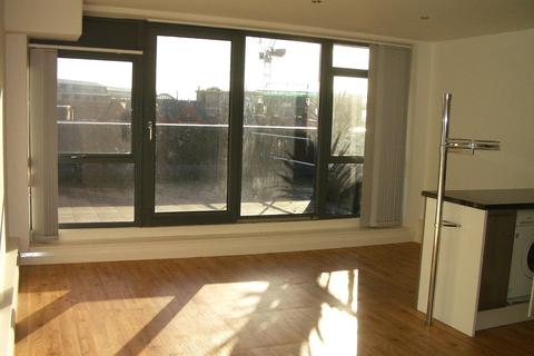 1 bedroom apartment to rent - Crusader House, Thurland Street