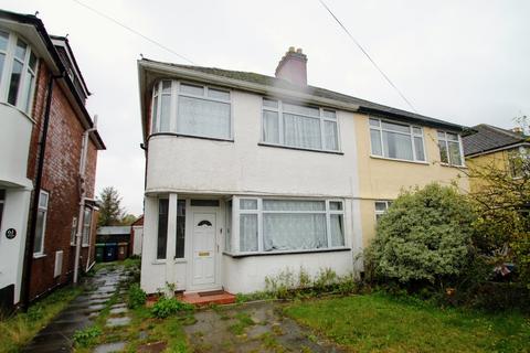 4 bedroom semi-detached house to rent - STUDENT LIVING in Headington