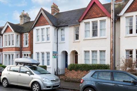 STUDENT LIVING on Warwick Street