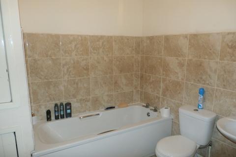 1 bedroom flat to rent, Fairfield Road, Buxton SK17