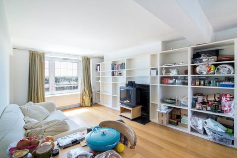 2 bedroom flat to rent, Islip Street, Kentish Town, NW5
