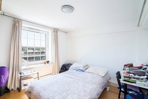 2 bedroom flat to rent, Islip Street, Kentish Town, NW5