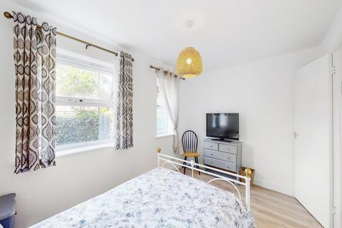 1 bedroom flat to rent, Henry Doulton Drive, Tooting Bec