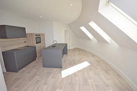 2 bedroom flat to rent, Unicorn House, Eastgate Square, Chichester, PO19
