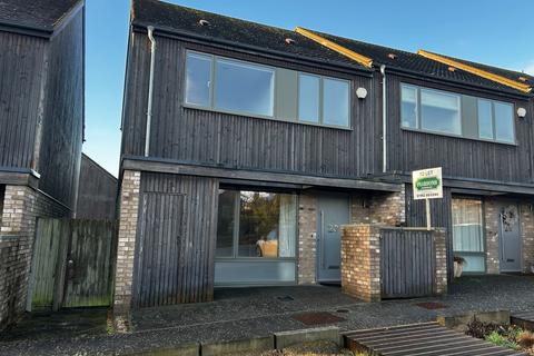 undefined, Eversley Gardens, Kings Worthy, Winchester UNFURNISHED