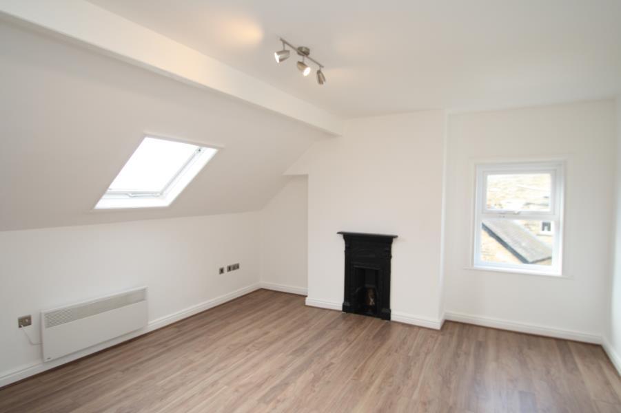 Park View Crescent Leeds West Yorkshire Ls8 2es 2 Bed Apartment Image 1 Of 7