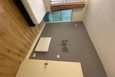 1 bedroom in a house share to rent, Room 2, Broomfield Road