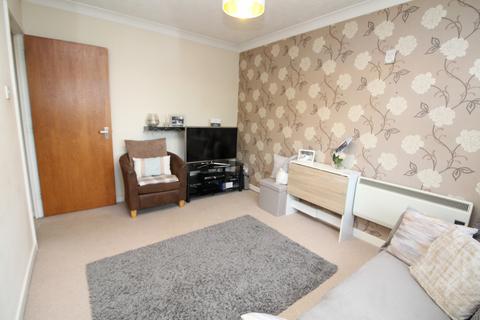 1 bedroom flat to rent, Lawn Close, Swanley, BR8