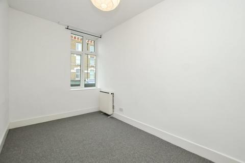 1 bedroom flat to rent, Stoke Newington High Street, Stoke Newington