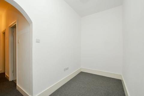 1 bedroom flat to rent, Stoke Newington High Street, Stoke Newington