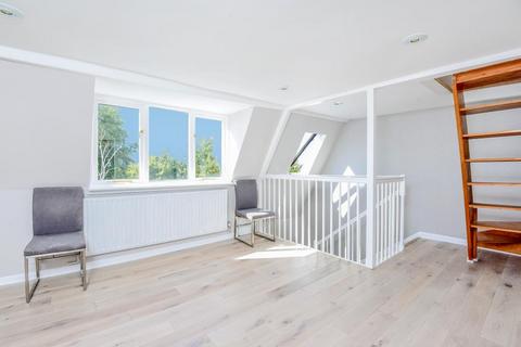 undefined, Hill Rise,  Richmond,  TW10