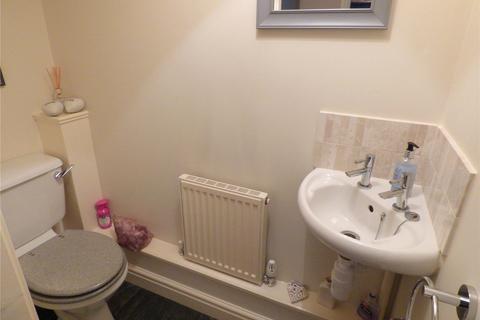 3 bedroom end of terrace house to rent, Child Lane, Roberttown, Liversedge, West Yorkshire, WF15