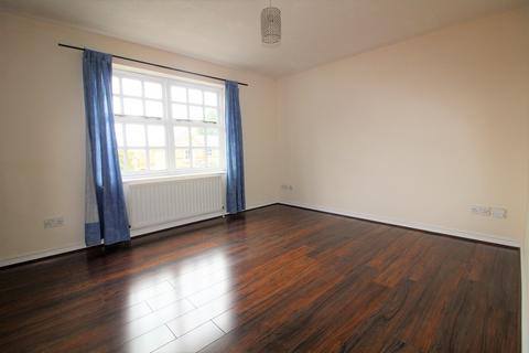 2 bedroom flat to rent, Hornbeams Rise, London, N11