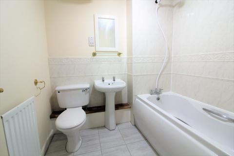 2 bedroom flat to rent, Hornbeams Rise, London, N11