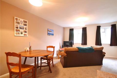 1 bedroom maisonette to rent, Torridon Close, Woking, Surrey, GU21