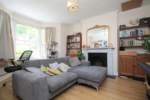 1 bedroom flat to rent - Huddleston Road, Tufnell Park, N7