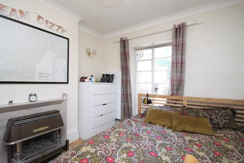 1 bedroom flat to rent, Huddleston Road, Tufnell Park, N7