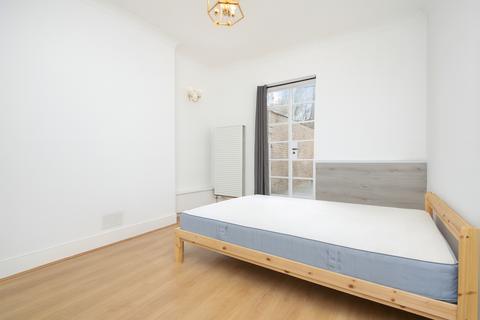 1 bedroom flat to rent, Huddleston Road, Tufnell Park, N7