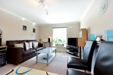 1 bedroom apartment to rent, Arlington Court, 444 Archway Road, London, N6