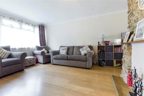 3 bedroom townhouse to rent, Combe Road, Tilehurst, Reading, Berkshire, RG30