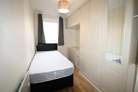 2 bedroom apartment to rent, Broomspring Close, Sheffield, S3 7XA