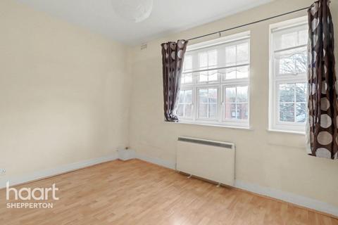 1 bedroom apartment to rent, High Street, Middlesex
