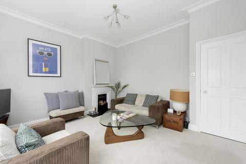 2 bedroom apartment to rent - Veronica Road, London SW17