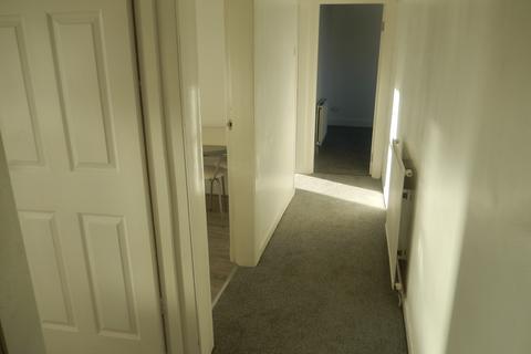 2 bedroom flat to rent, Strathaven Road, Kirkmuirhill, South Lanarkshire ML11
