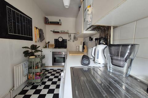 1 bedroom flat to rent, Harberton Road, Archway