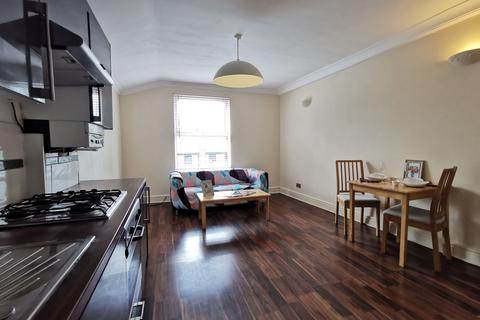 1 bedroom apartment to rent, 1 Bed Flat High Road, Willesden Green, NW10 2TE