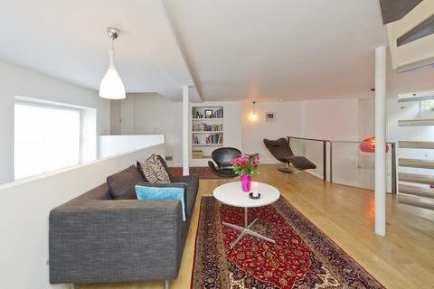 2 bedroom flat to rent, Penzance Place, London, W11
