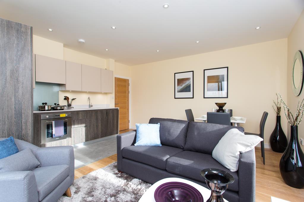 Phoenix Lofts Apartments 1 Saltwell Street London 2 Bed Flat 690 Image 1 Of 7