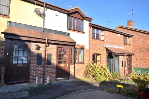 2 bedroom terraced house to rent, Hunters Place, Spital Tongues, Newcastle Upon Tyne, NE2