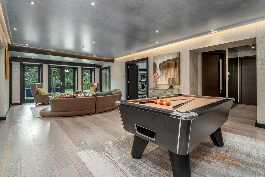 Games/Sitting Area