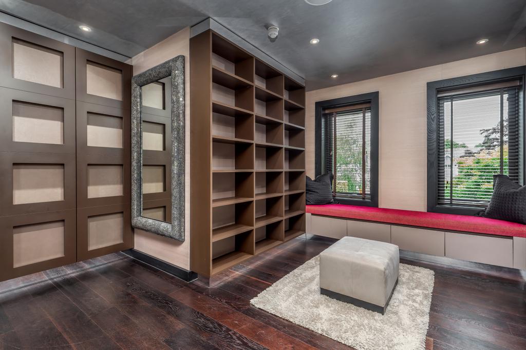 Dressing Room