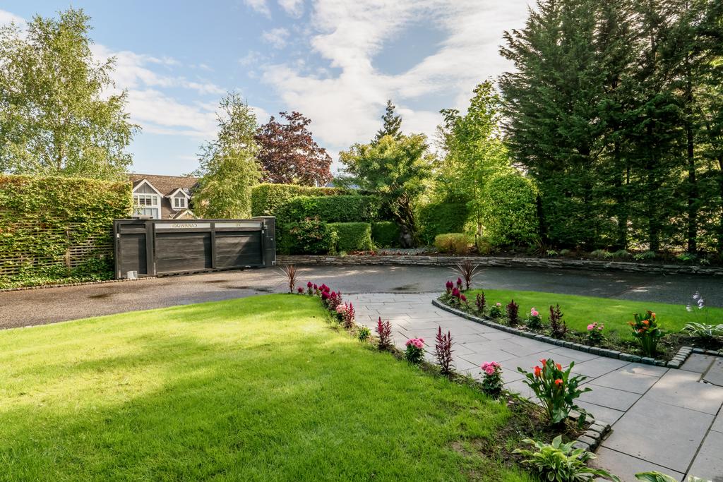 Front Gardens