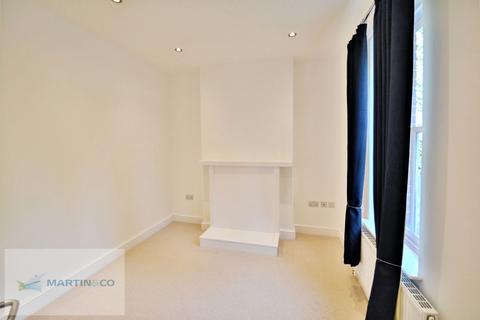 2 bedroom semi-detached house to rent, Sunningdale, Ascot