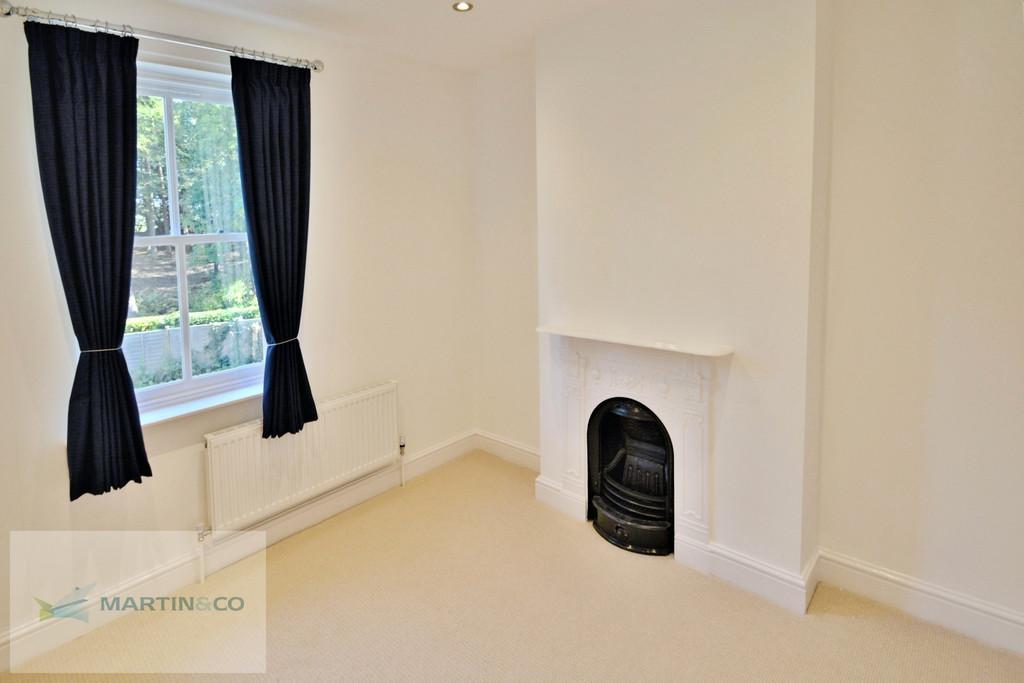 9d4488a0-Bedroom 202