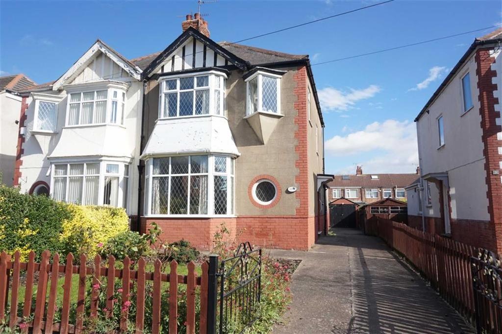 Belgrave Drive, West hull, Hull, HU4 3 bed semidetached house £140,000