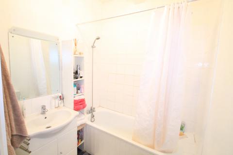 1 bedroom flat to rent, Hargrave Road,  Archway, N19