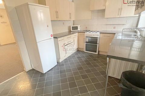 2 bedroom terraced house to rent, Alfreton Road, Nottingham