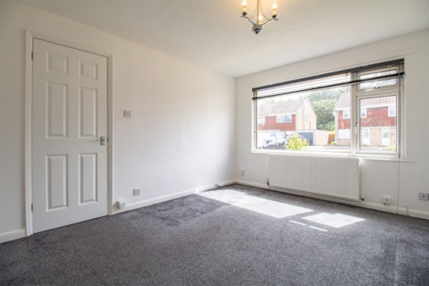 3 bedroom semi-detached house to rent, Barsby Drive, Loughborough, LE11